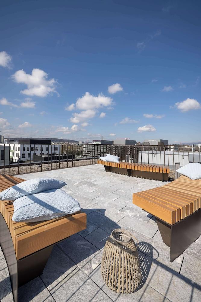 Radisson Hotel & Suites Zurich