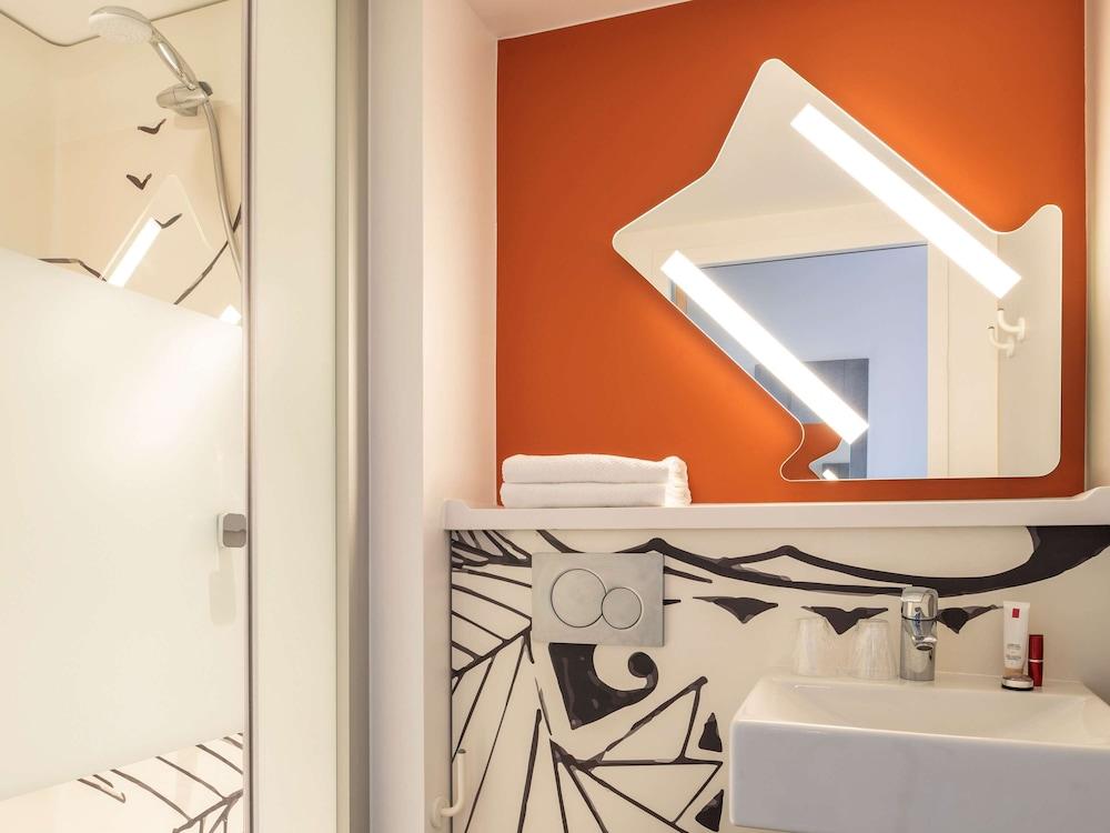 Ibis Budget Beauvais Aeroport