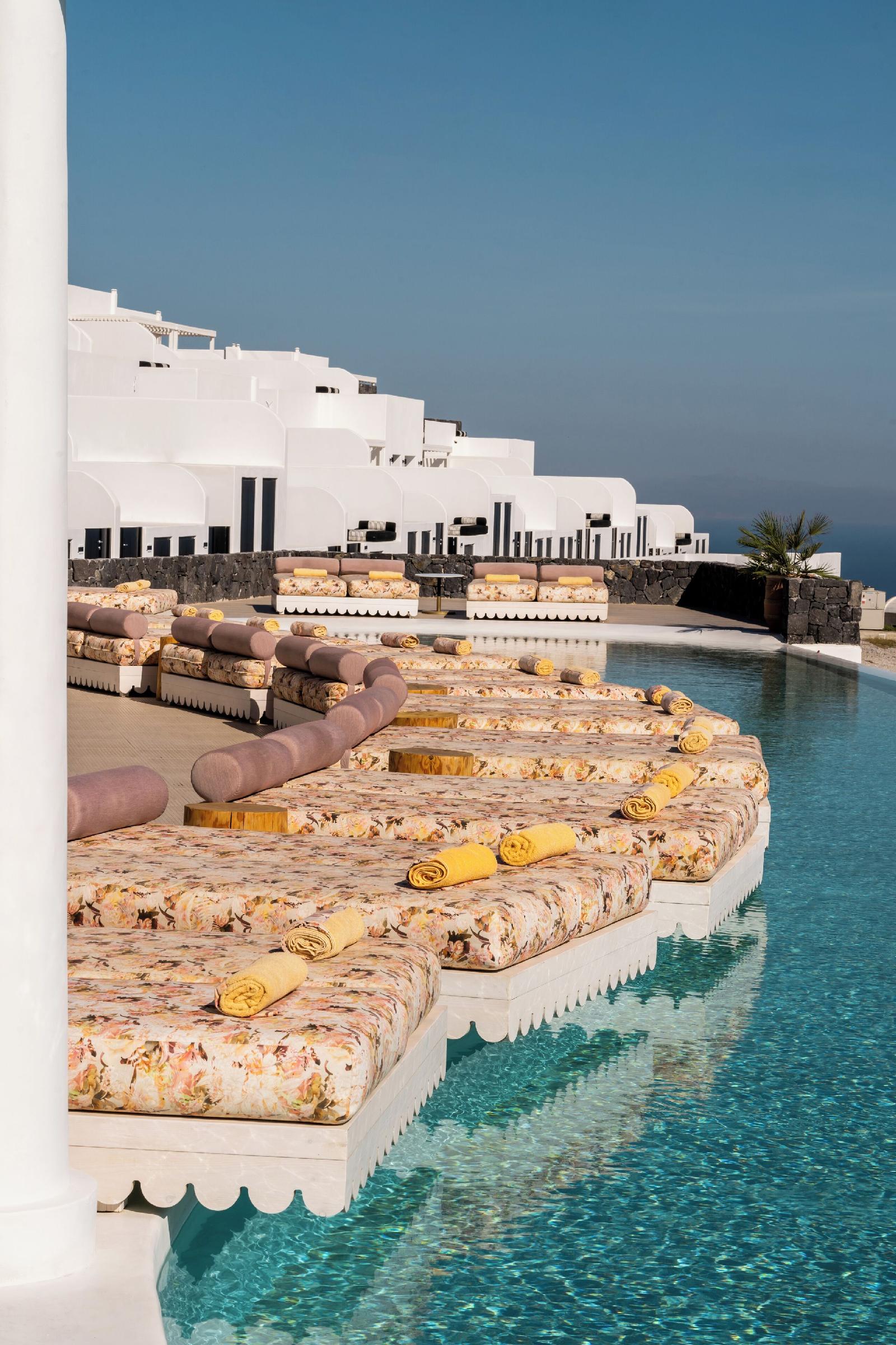 Cresanto Luxury Suites