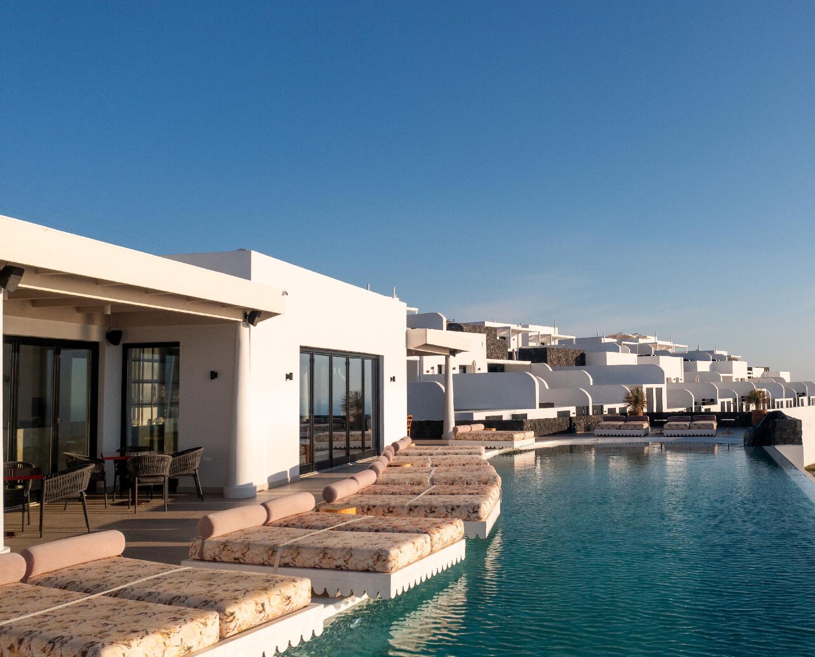 Cresanto Luxury Suites