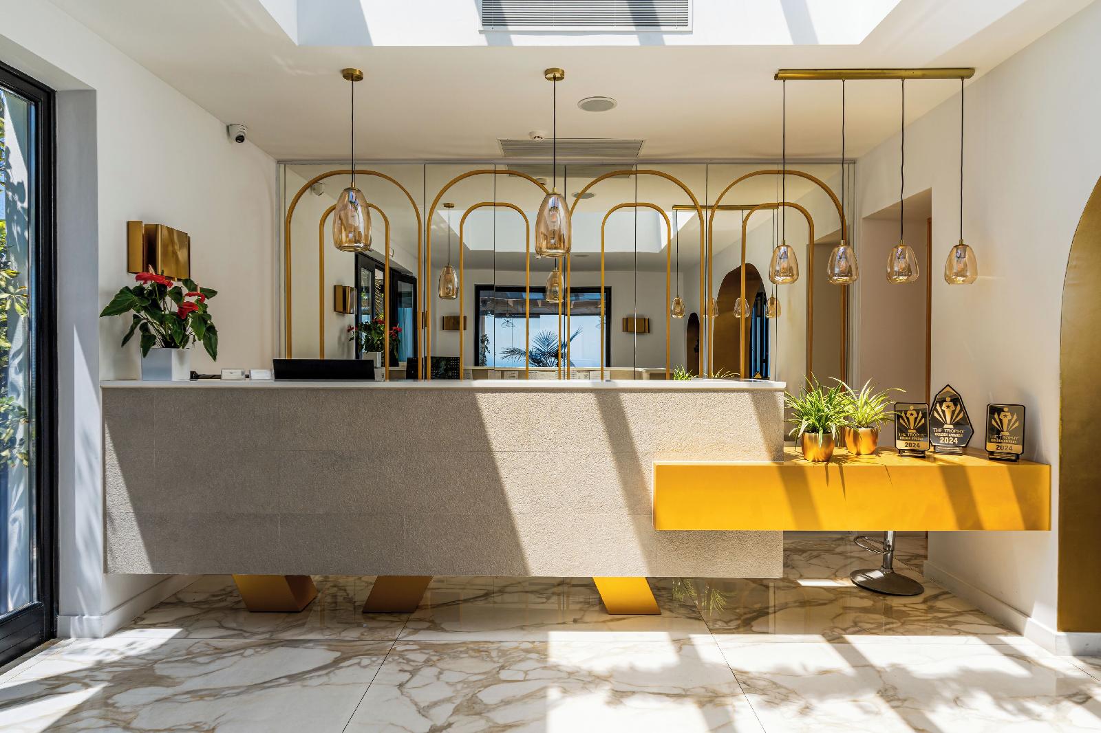 Cresanto Luxury Suites