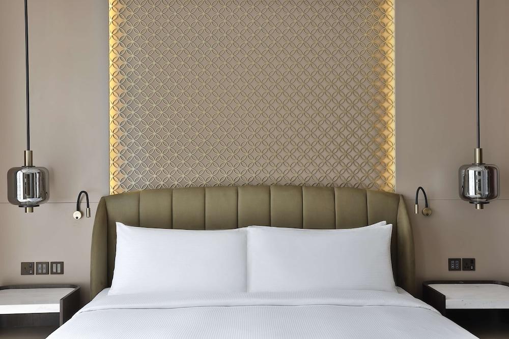 Embassy Suites by Hilton Dubai Business Bay