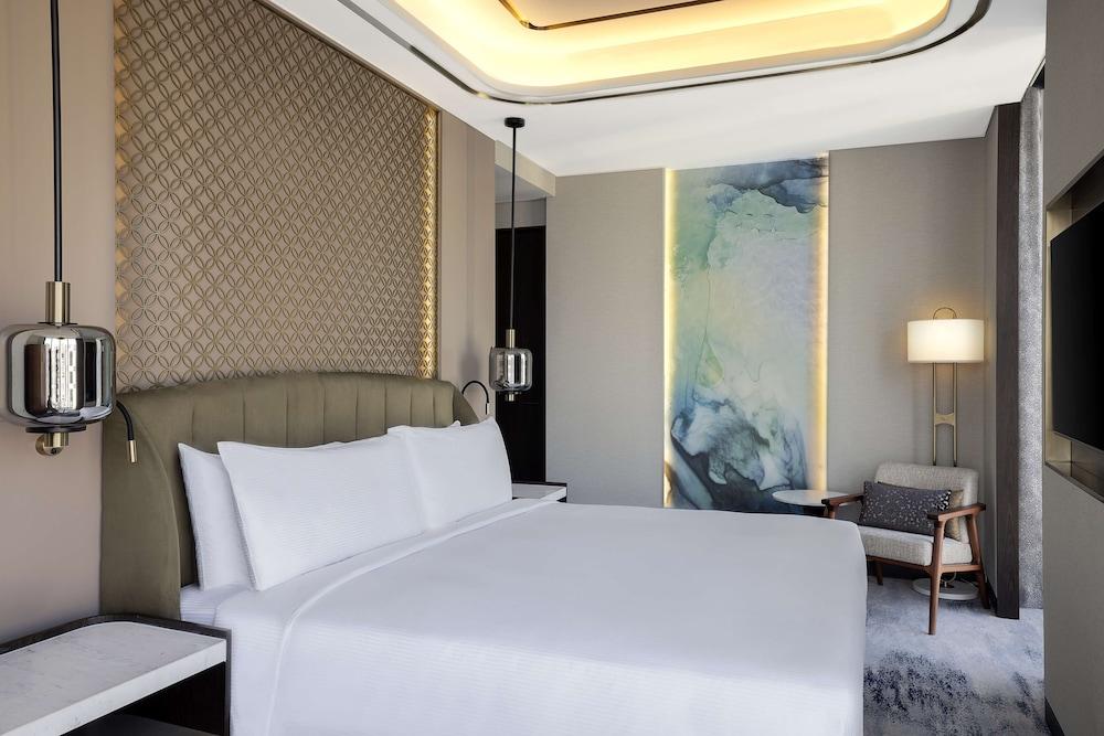 Embassy Suites by Hilton Dubai Business Bay