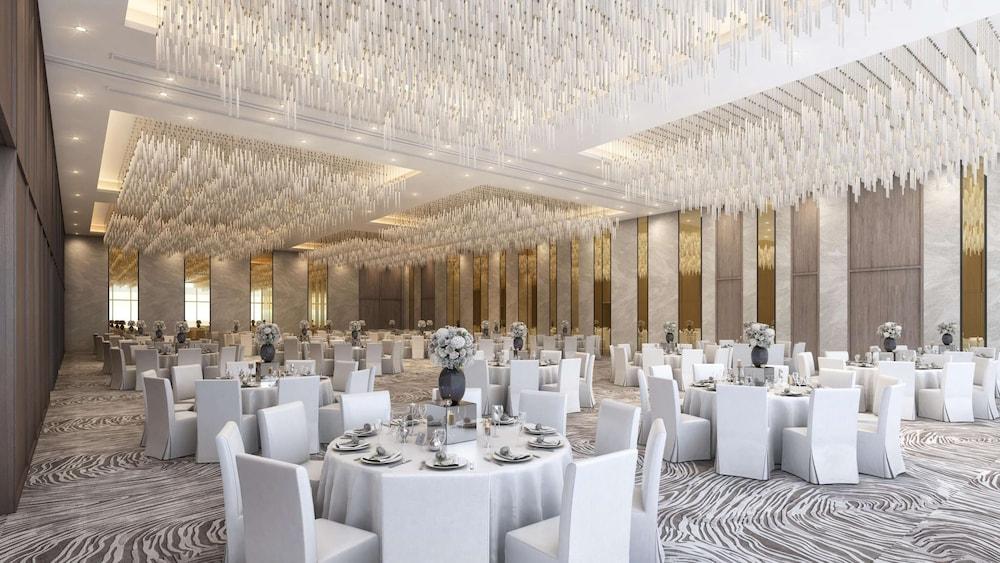 Embassy Suites by Hilton Dubai Business Bay