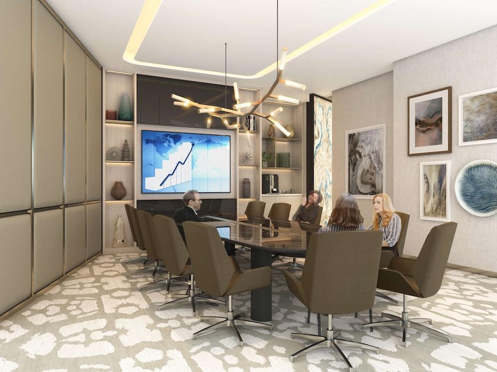 Embassy Suites by Hilton Dubai Business Bay