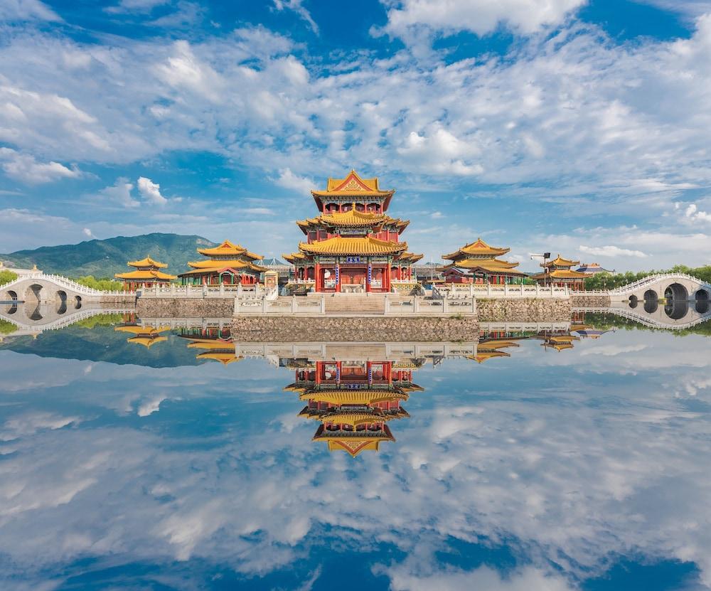 Holiday Inn Express Dongyang Hengdian