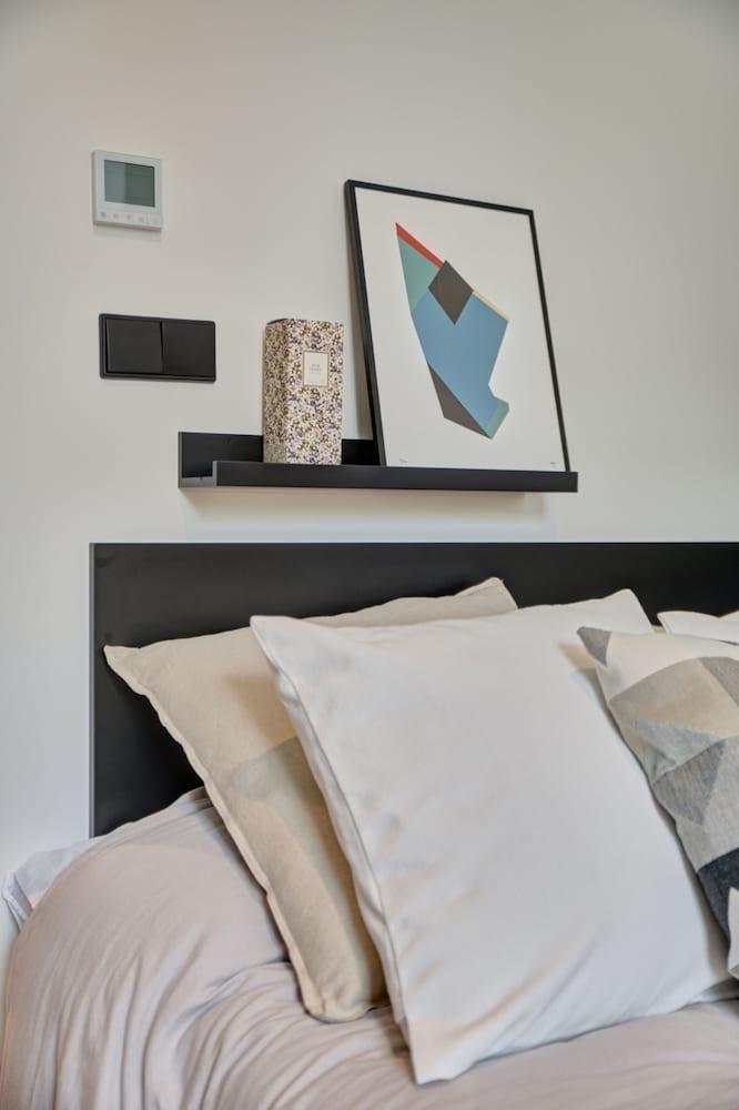 Estudios Y Habitaciones Modernas En Pamplona