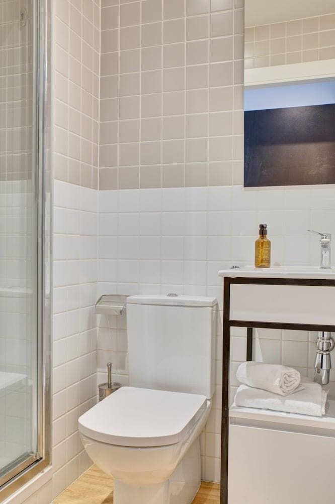 Estudios Y Habitaciones Modernas En Pamplona