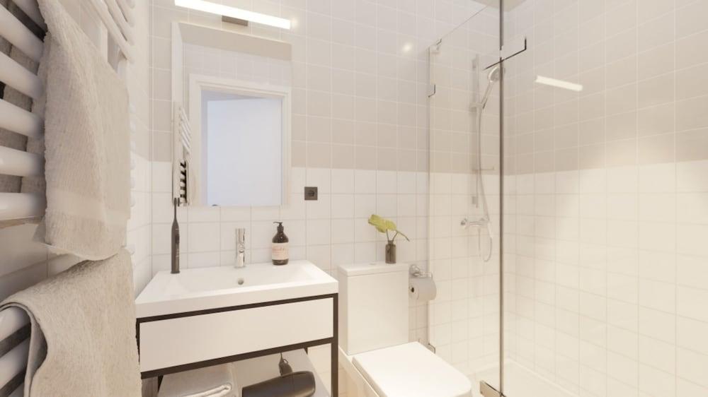 Estudios Y Habitaciones Modernas En Pamplona