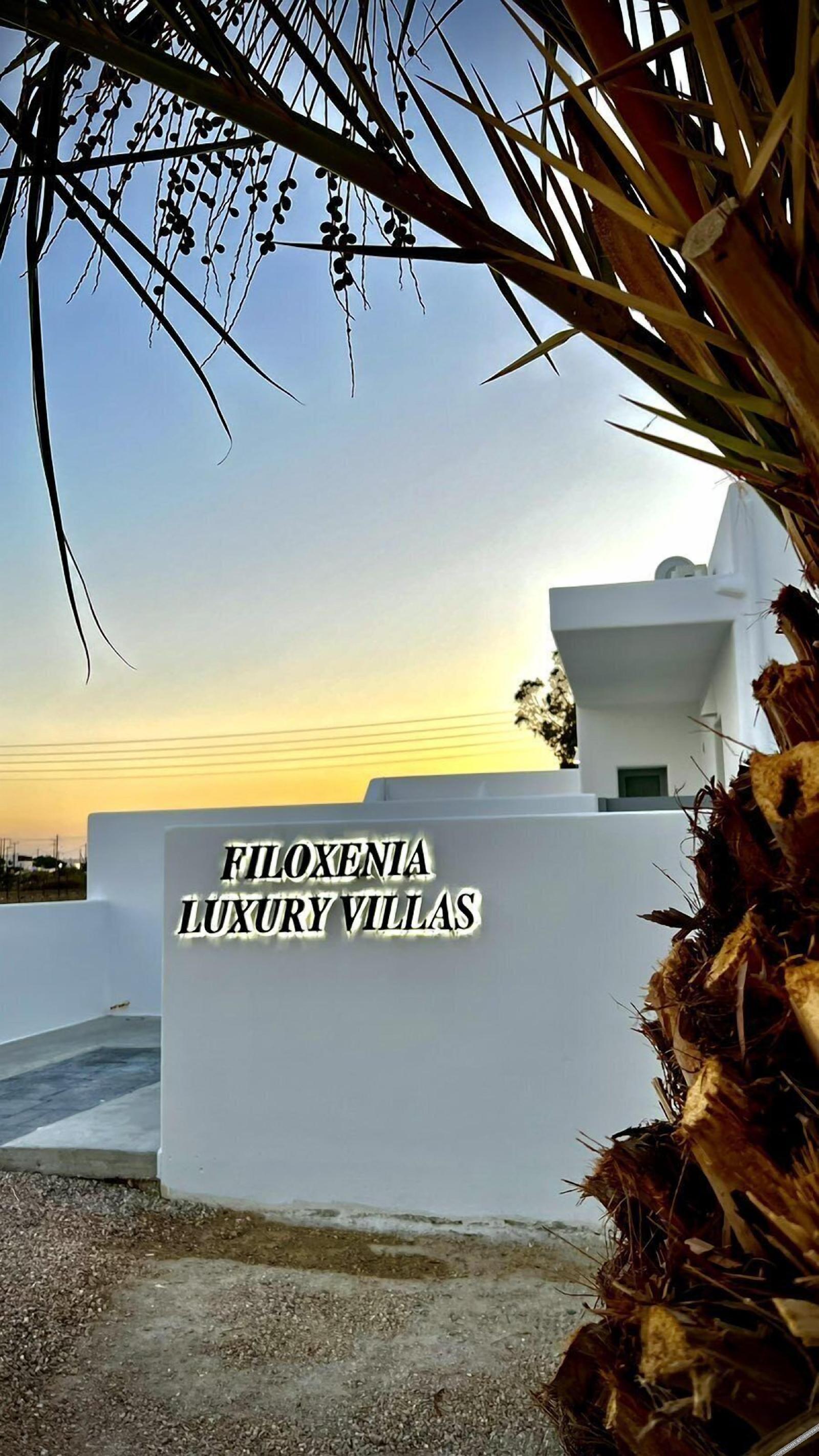 Filoxenia Luxury Villas