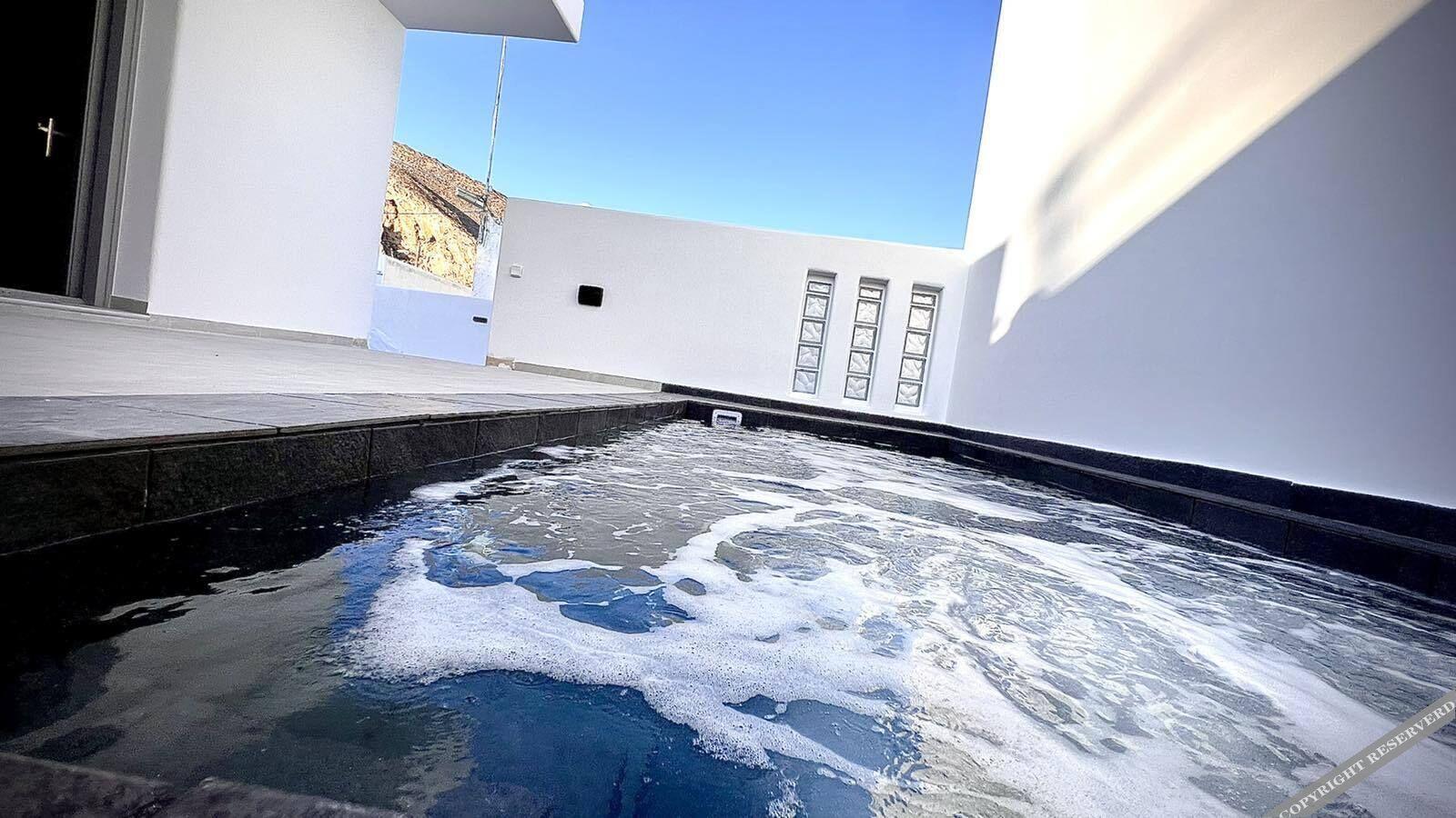Filoxenia Luxury Villas