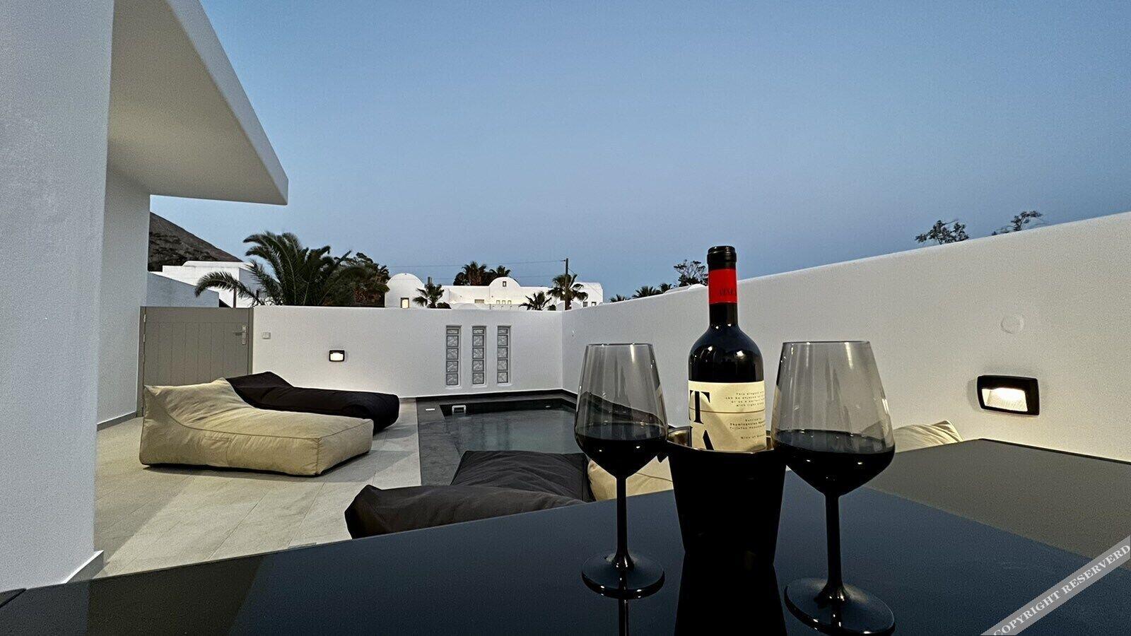 Filoxenia Luxury Villas