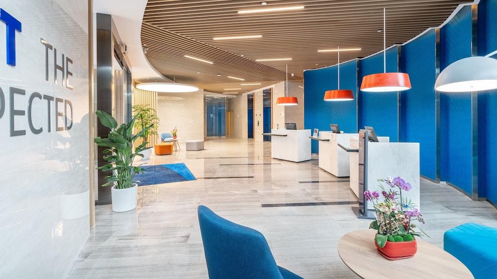 Holiday Inn Express Yangjiang City Center