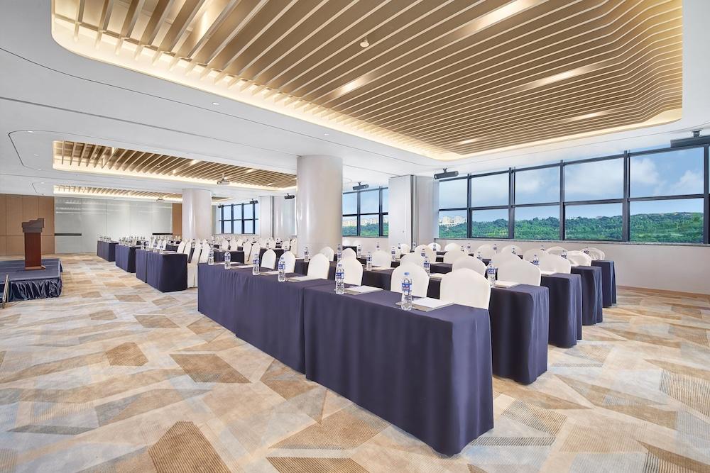 Holiday Inn Express Chongqing Airport Zone