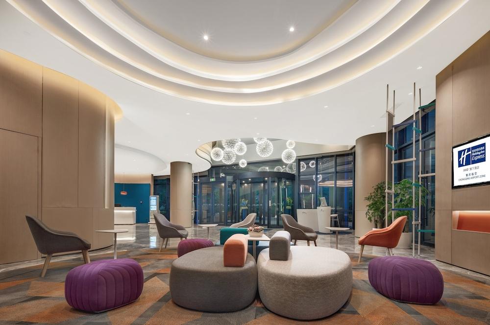 Holiday Inn Express Chongqing Airport Zone