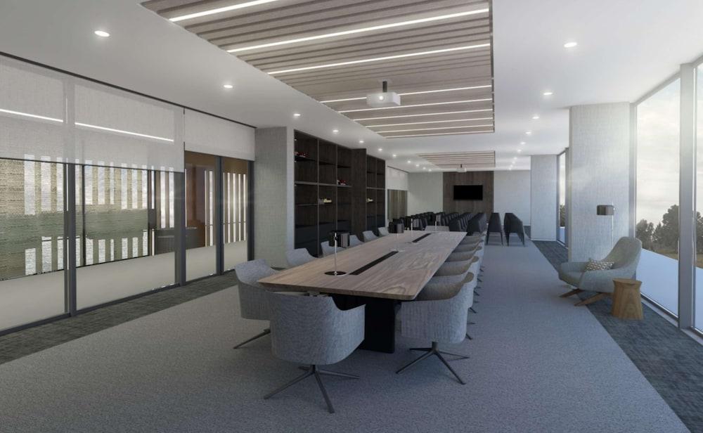 DoubleTree by Hilton Lagoa Azores