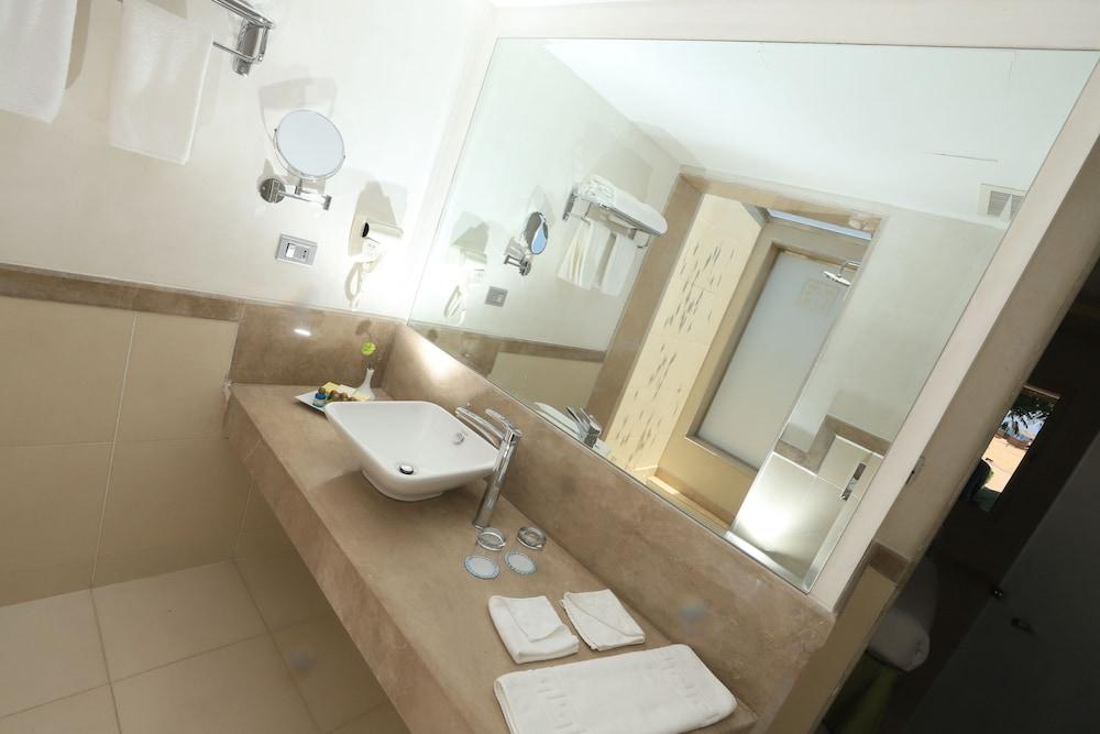 Shams Lodge Water Sports Resort