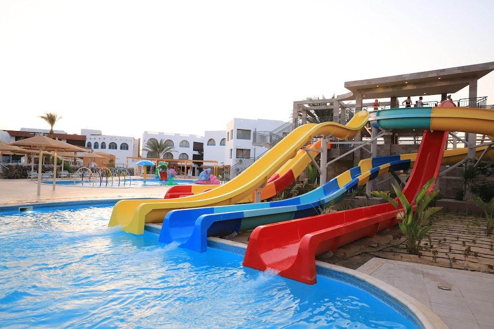 Shams Lodge Water Sports Resort