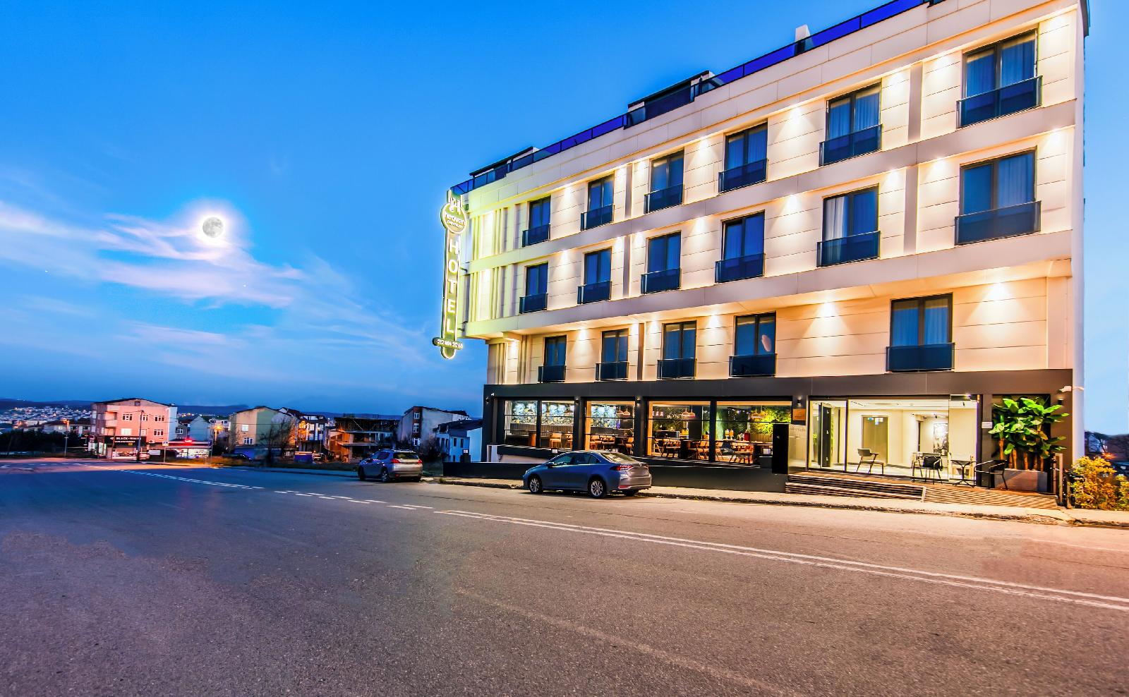 Heaven Premium Airport Hotel