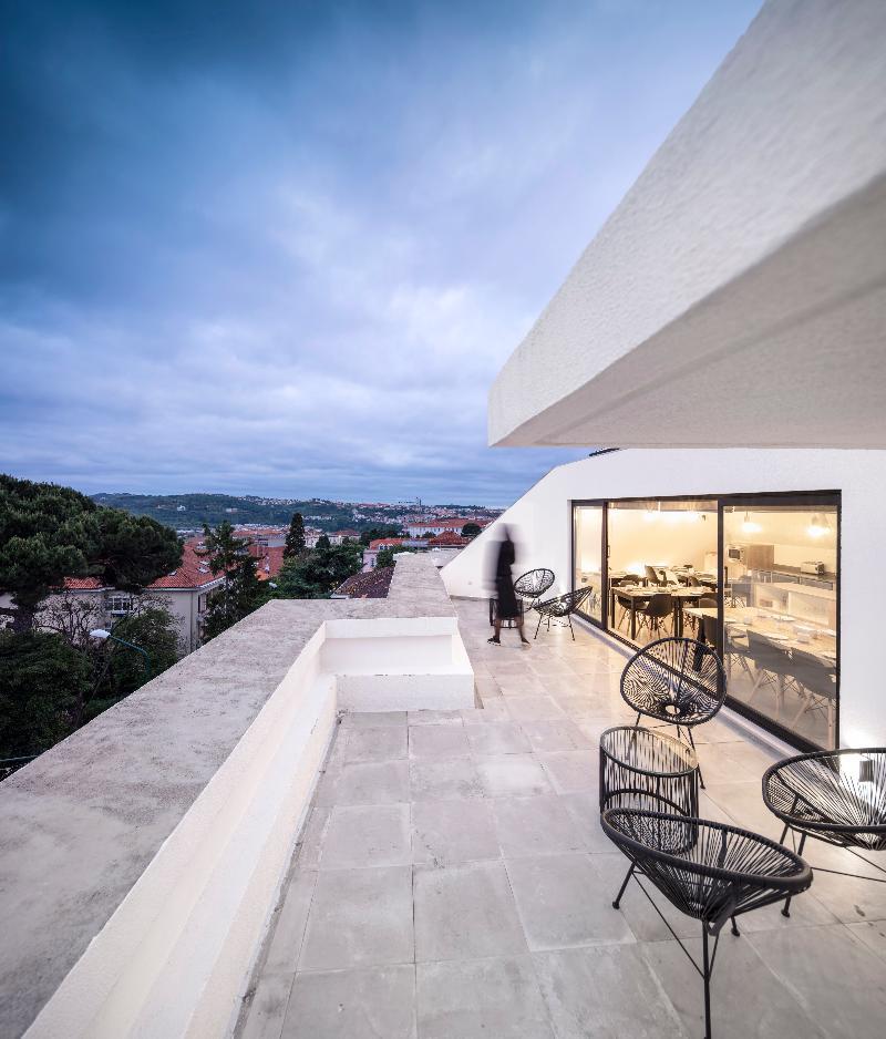 Penedo da Saudade Suites & Hostel