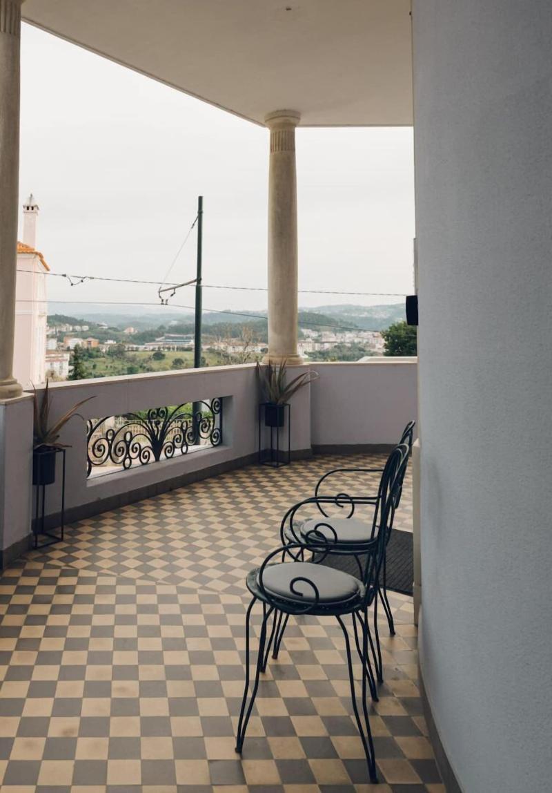 Penedo da Saudade Suites & Hostel