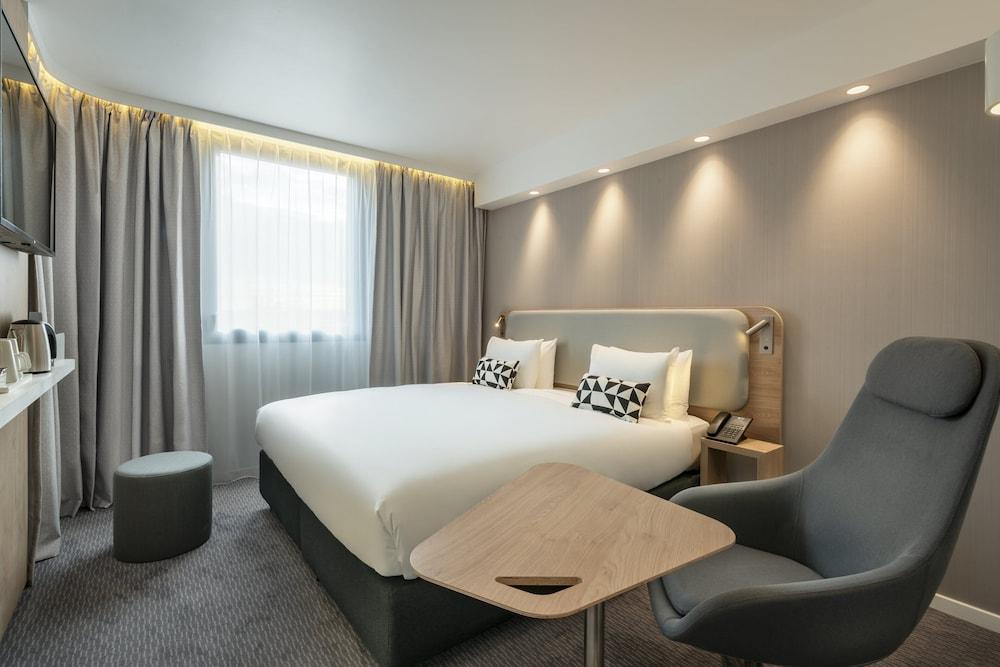 hotel Holiday Inn Express Marne La Vallee Val D Europe, An Ihg Hotel 