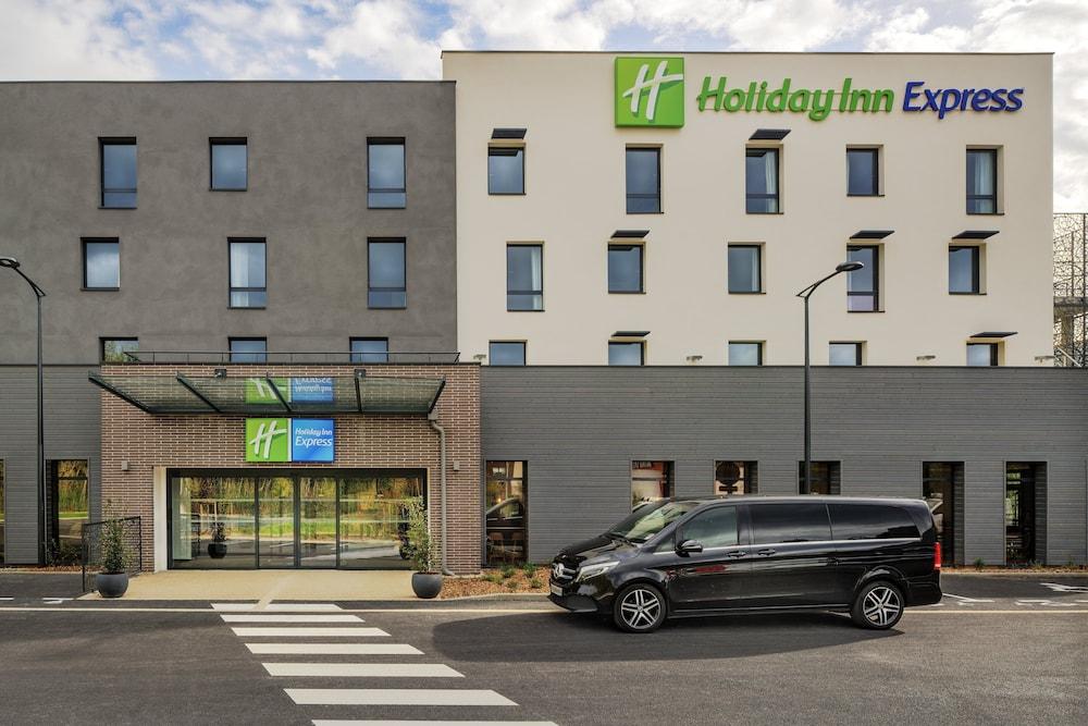 hotel Holiday Inn Express Marne La Vallee Val D Europe, An Ihg Hotel 