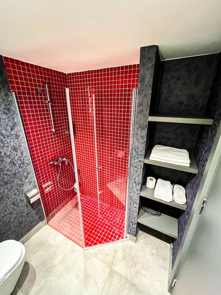 Triada Hotel Karakoy