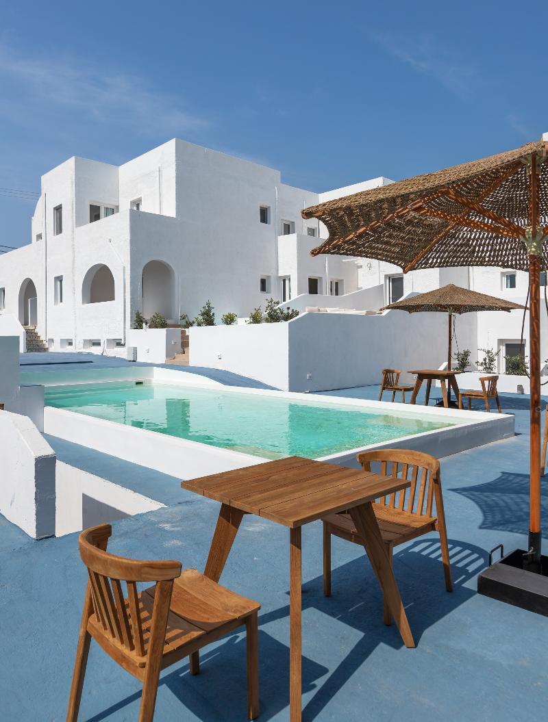Voca Hotel & Suites