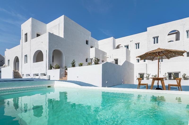 Voca Hotel & Suites