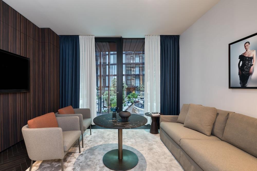 Dorothea Hotel Budapest, Autograph Collection