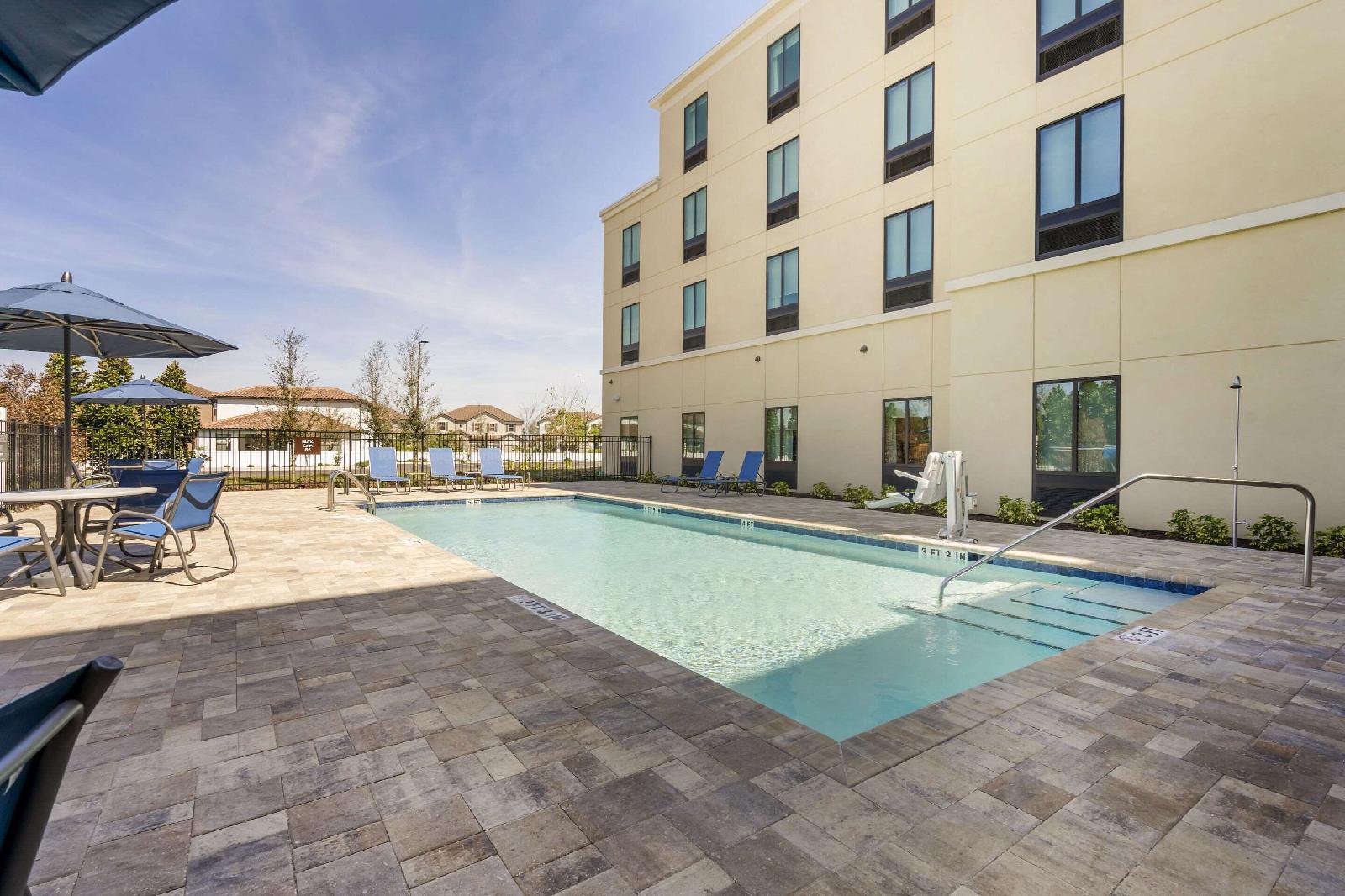 Pestana Orlando Suites Lake Buena Vista