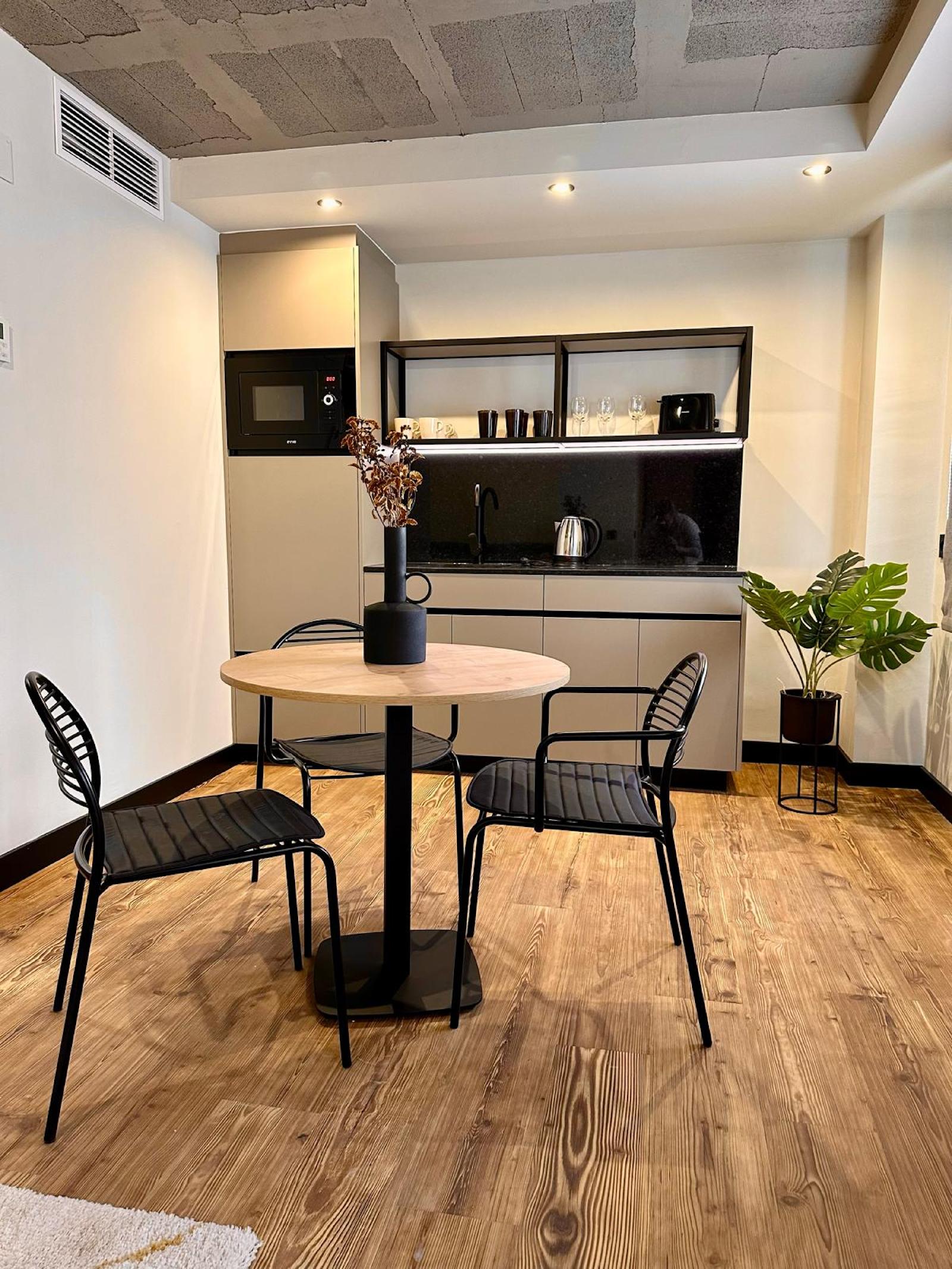 Bubu Apartments by Holidays2Malaga
