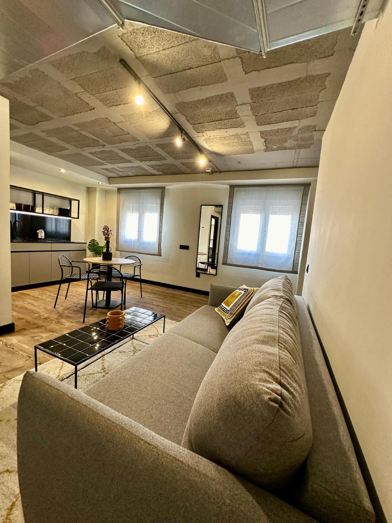 Bubu Apartments by Holidays2Malaga