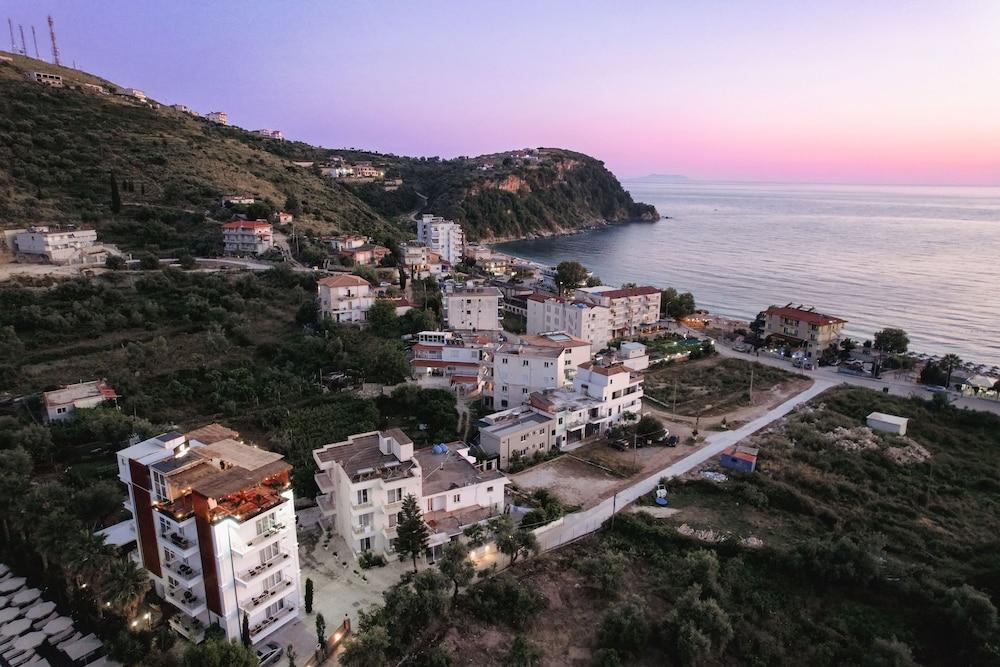 Nia Boutique Hotel by Rapos Resort