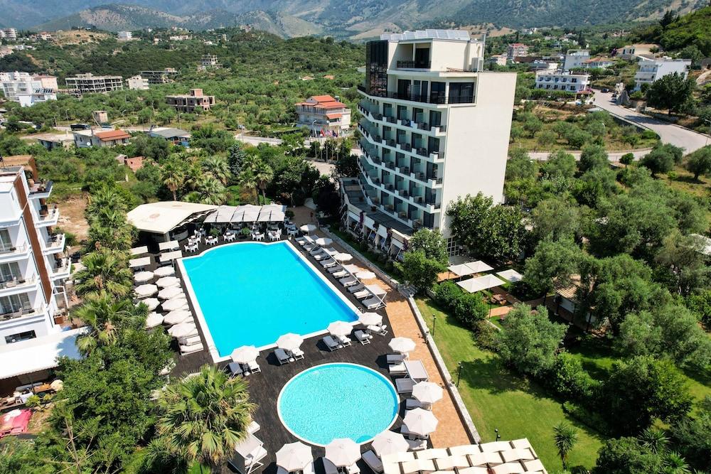 Nia Boutique Hotel by Rapos Resort