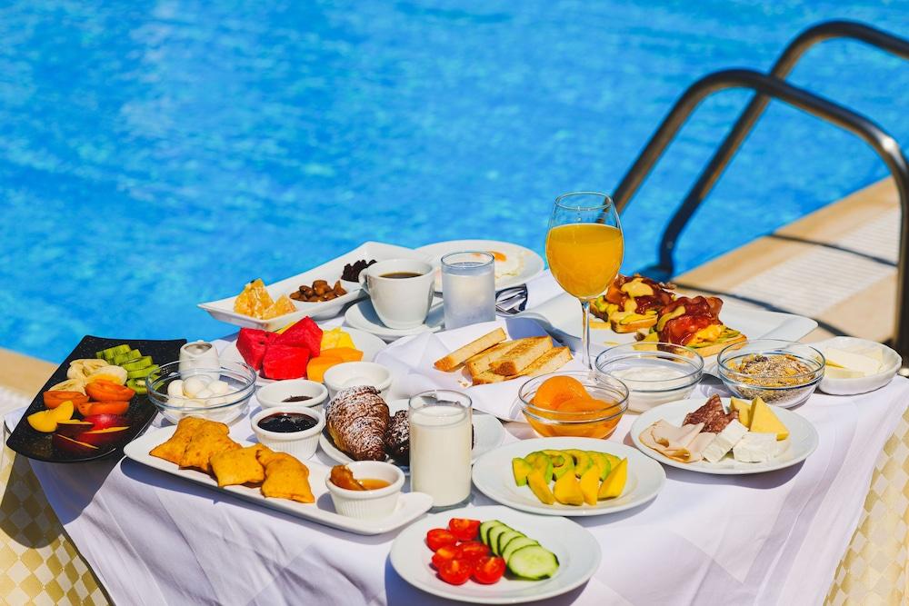 Nia Boutique Hotel by Rapos Resort