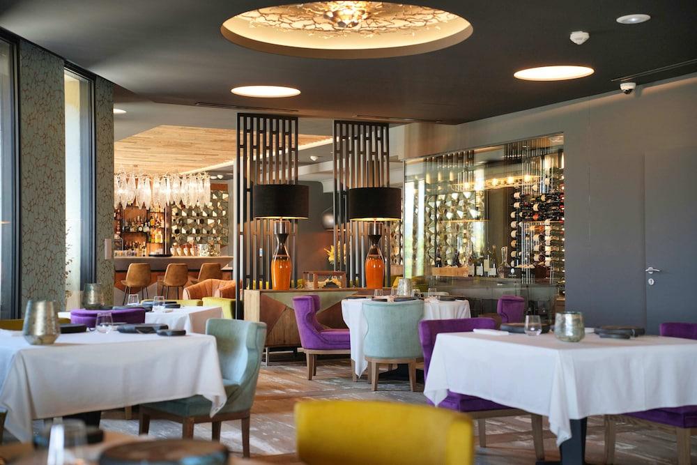 Les Regalia Hotel & Spa