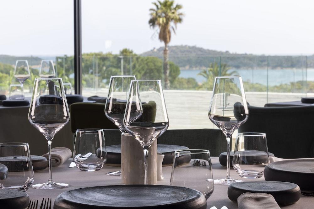 Les Regalia Hotel & Spa