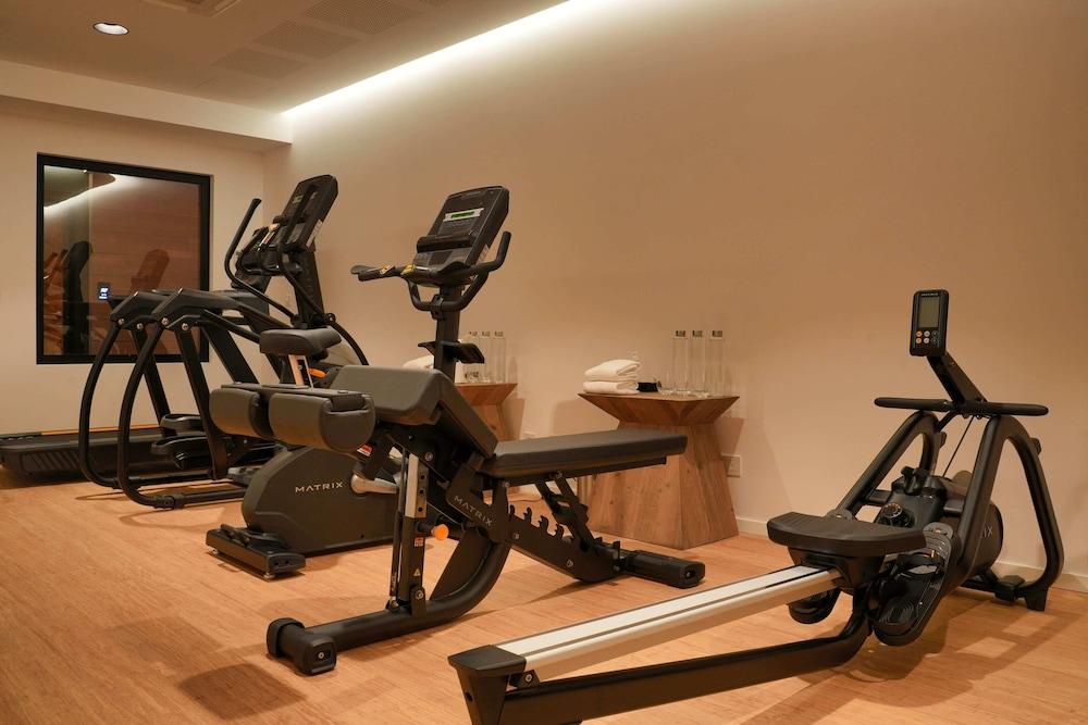 Les Regalia Hotel & Spa