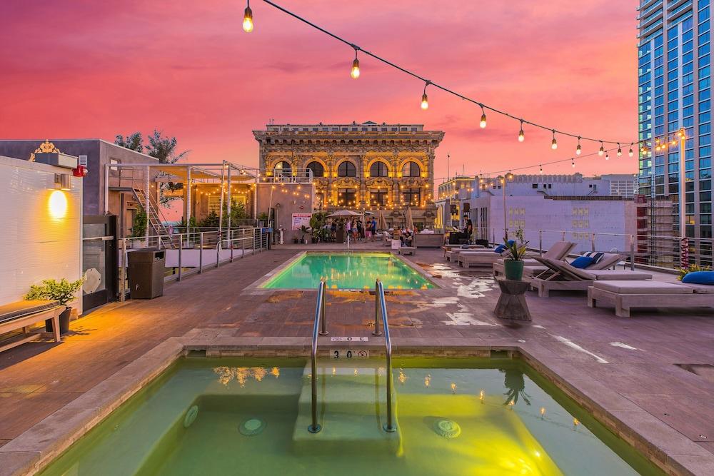 One Lux Stay HWH Downtown Los Angeles