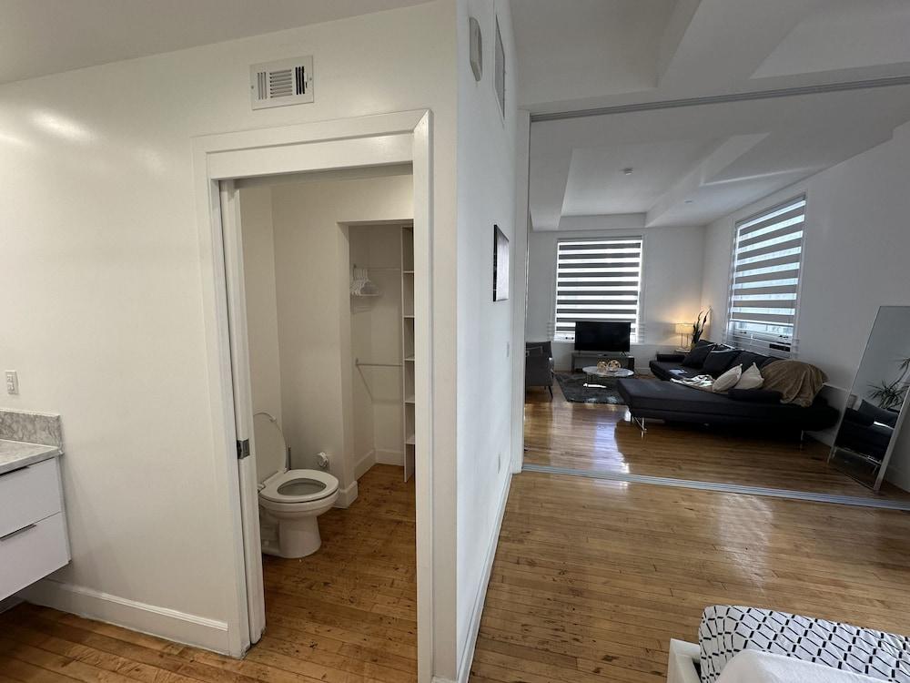 One Lux Stay HWH Downtown Los Angeles