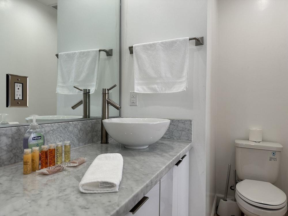One Lux Stay HWH Downtown Los Angeles