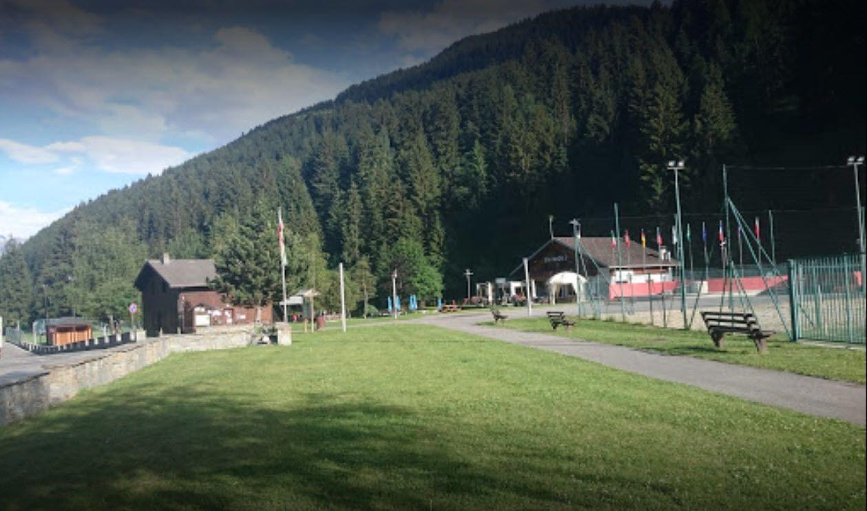 Camping Hotel La Pineta