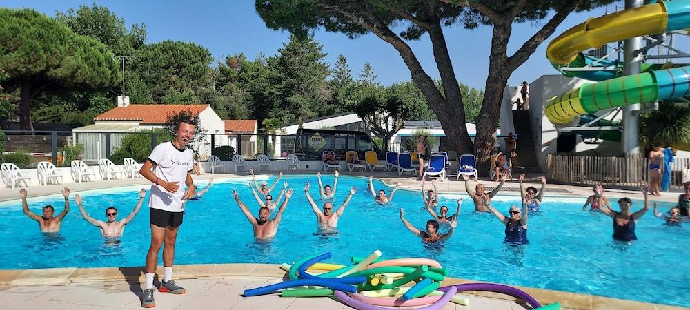 Camping Domaine Des Salins