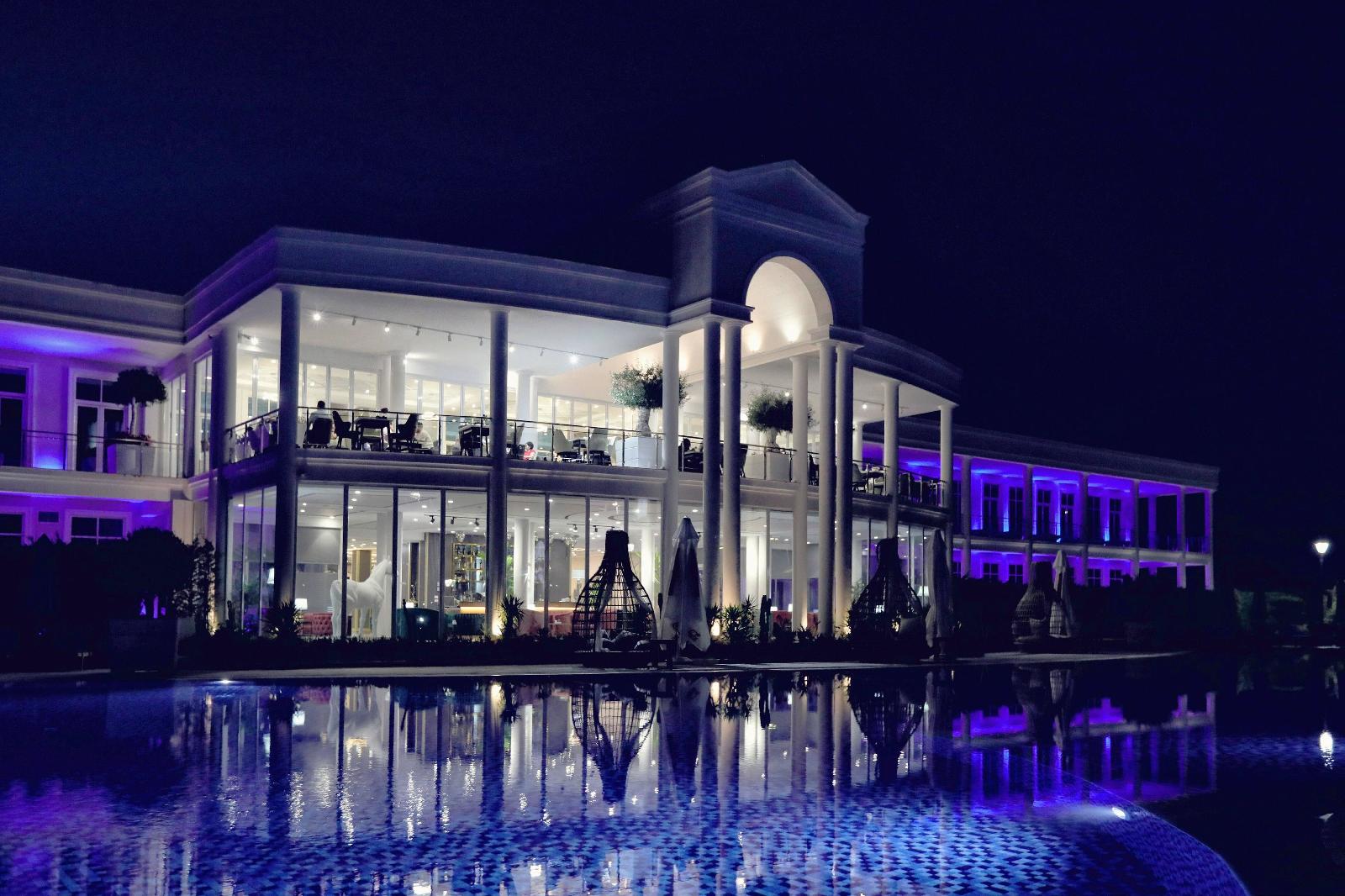Velipoja Grand Europa Resort