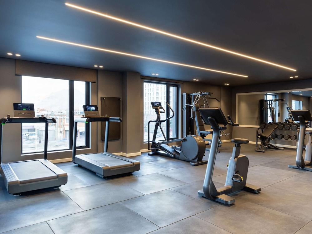 Mercure Tirana