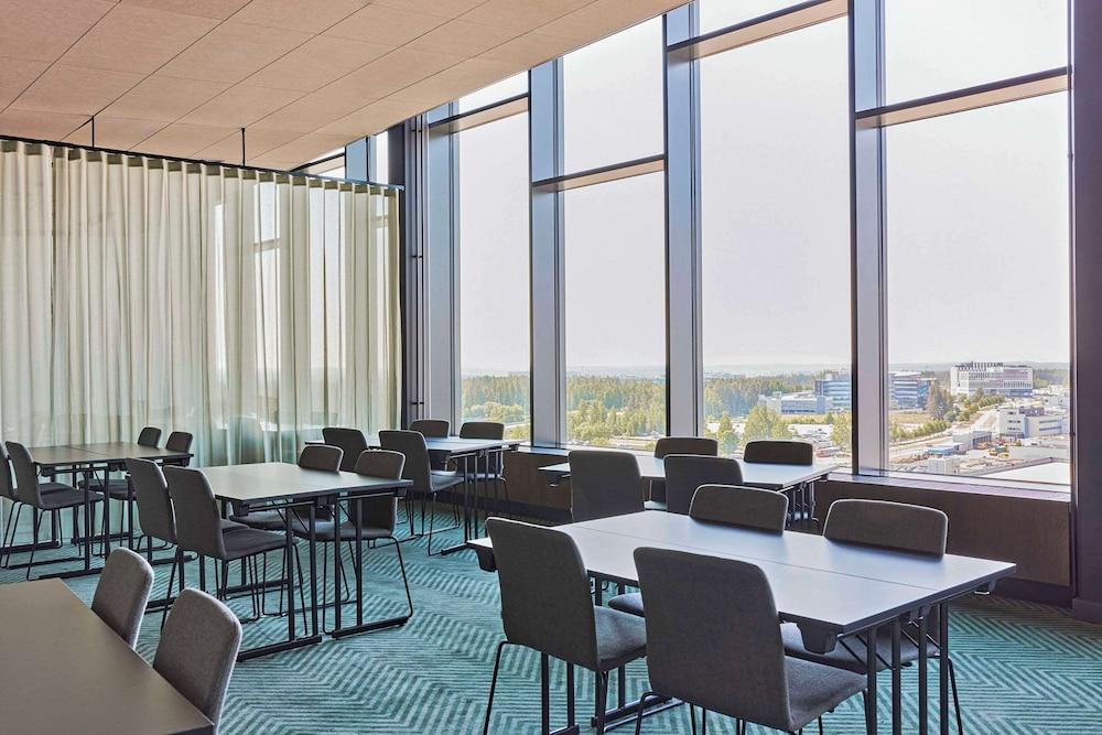 Clarion Hotel Helsinki Airport