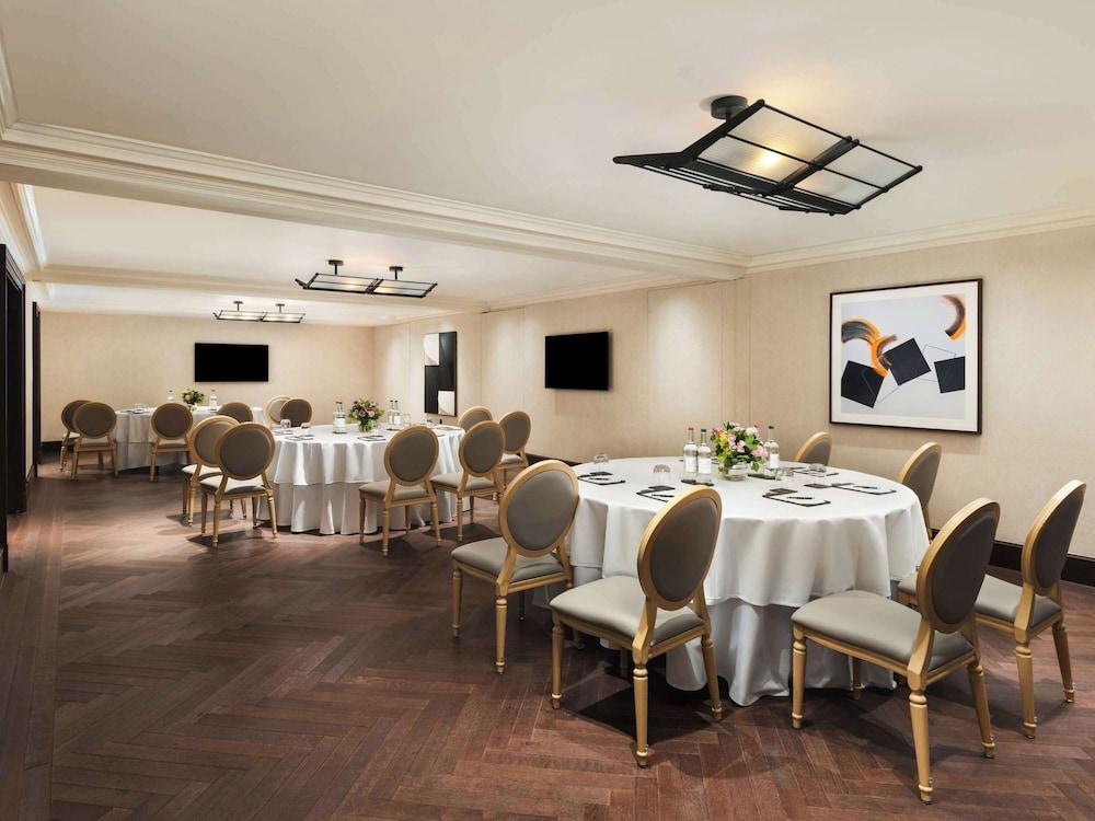 Raffles London At The Owo