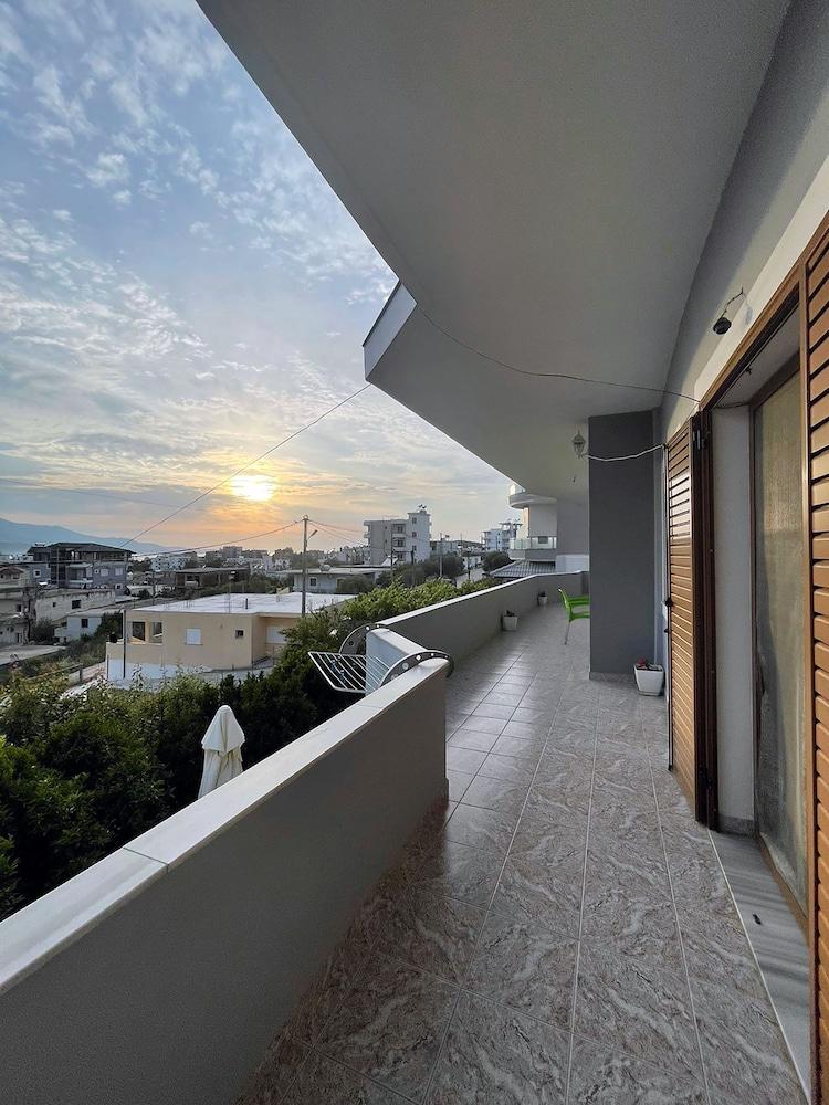 Green Garden Villa